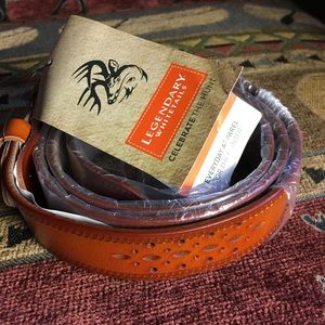 Legendary Whitetails brown leather belt NWT